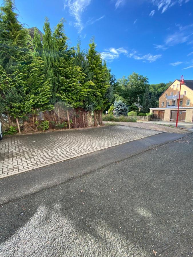 Geraeumige Ferienwohnung Im Gruenen Lichtenstein  Exterior photo